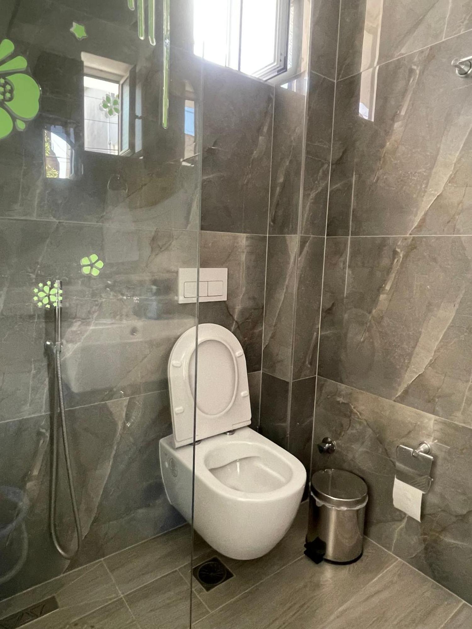 Sunflower Apartament Saranda